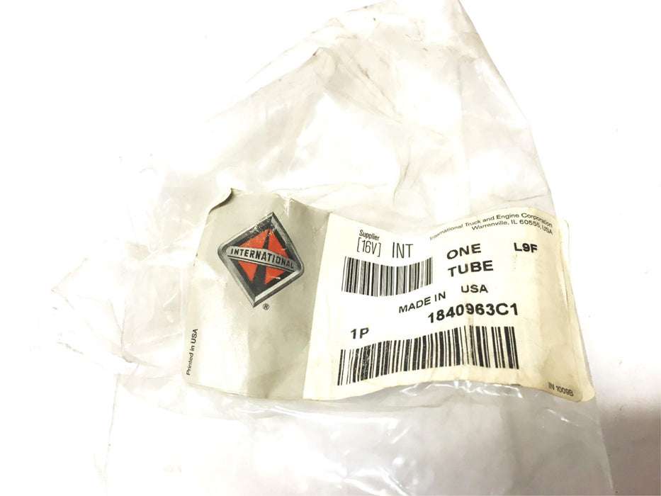 International OEM Return Fuel Line 1840963C1 NOS