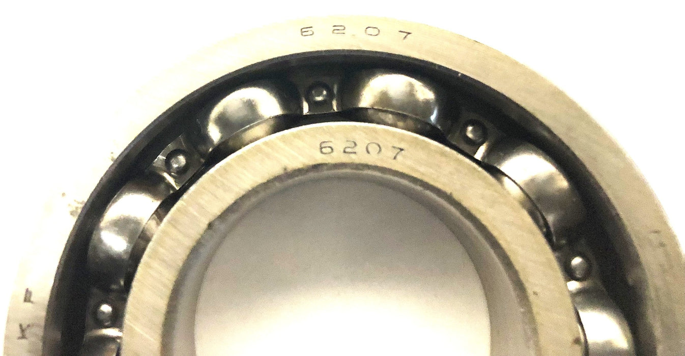 SKF Single Row Ball Bearing 6207 NOS