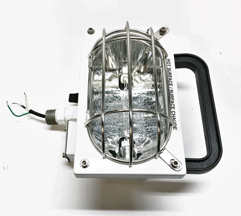 Whelen/FRC 500W/120V Pole Mountable Flood Lamp 01-0687146-A0 (KR-955) USED