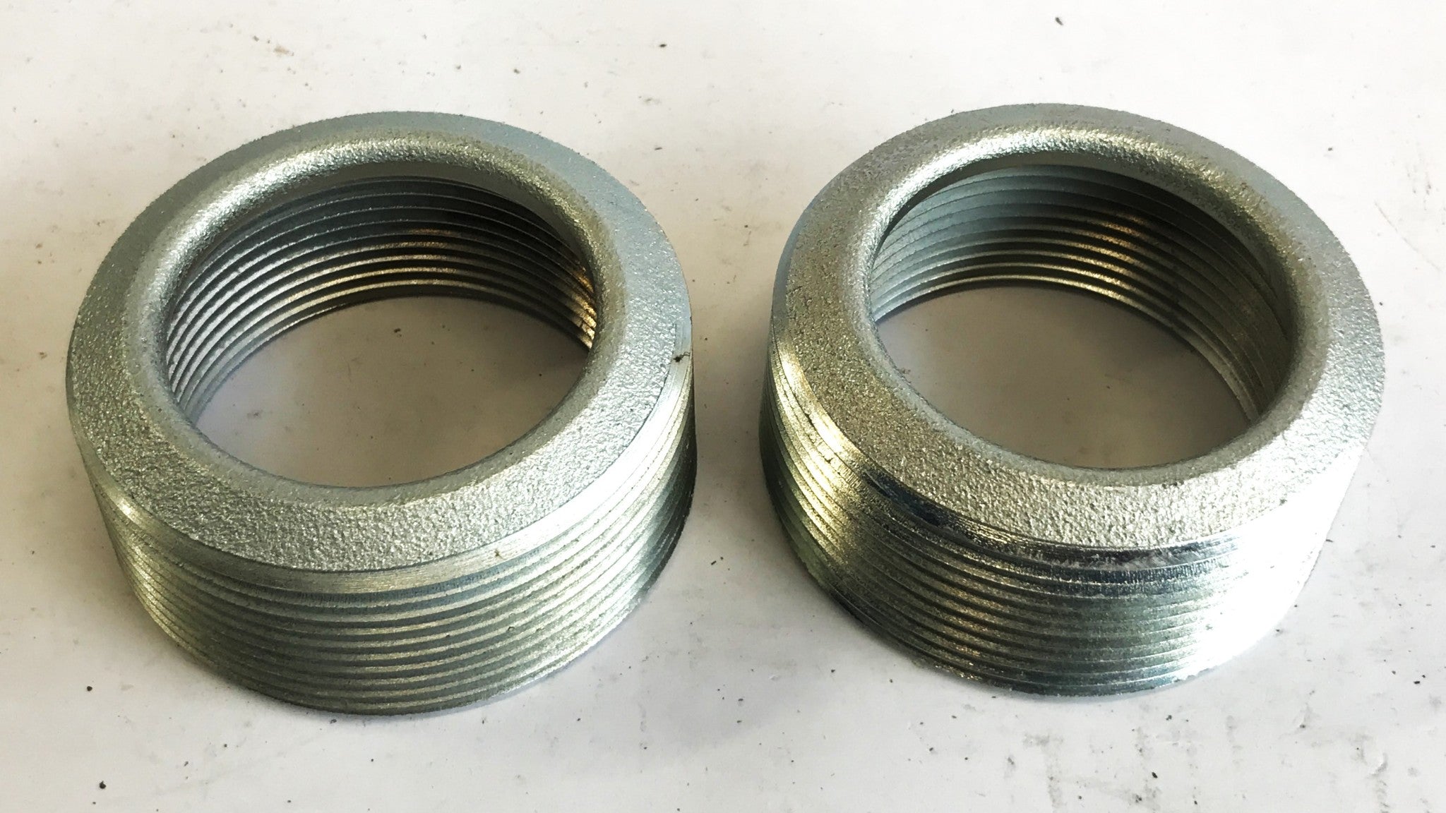 Eaton CrouseHinds Conduit Hub Reducer RE87 [Box of 2] NOS