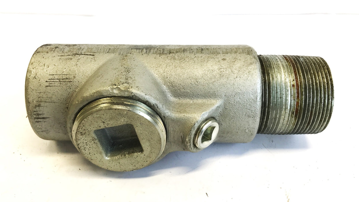 Eaton Crouse-Hinds Seal Off Conduit Fitting EYS716 USED