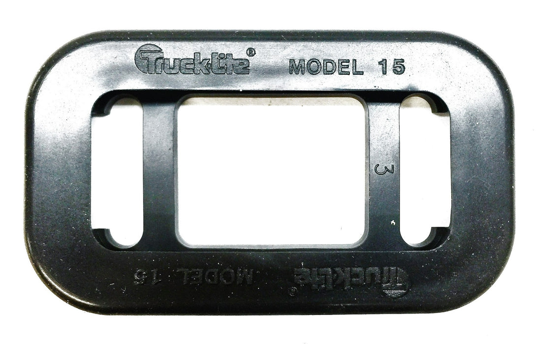 Truck-Lite Flush Mount 15702 [Lot of 4] NOS