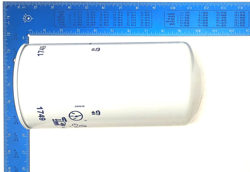 Napa Oil Filter 1749 (85749) NOS