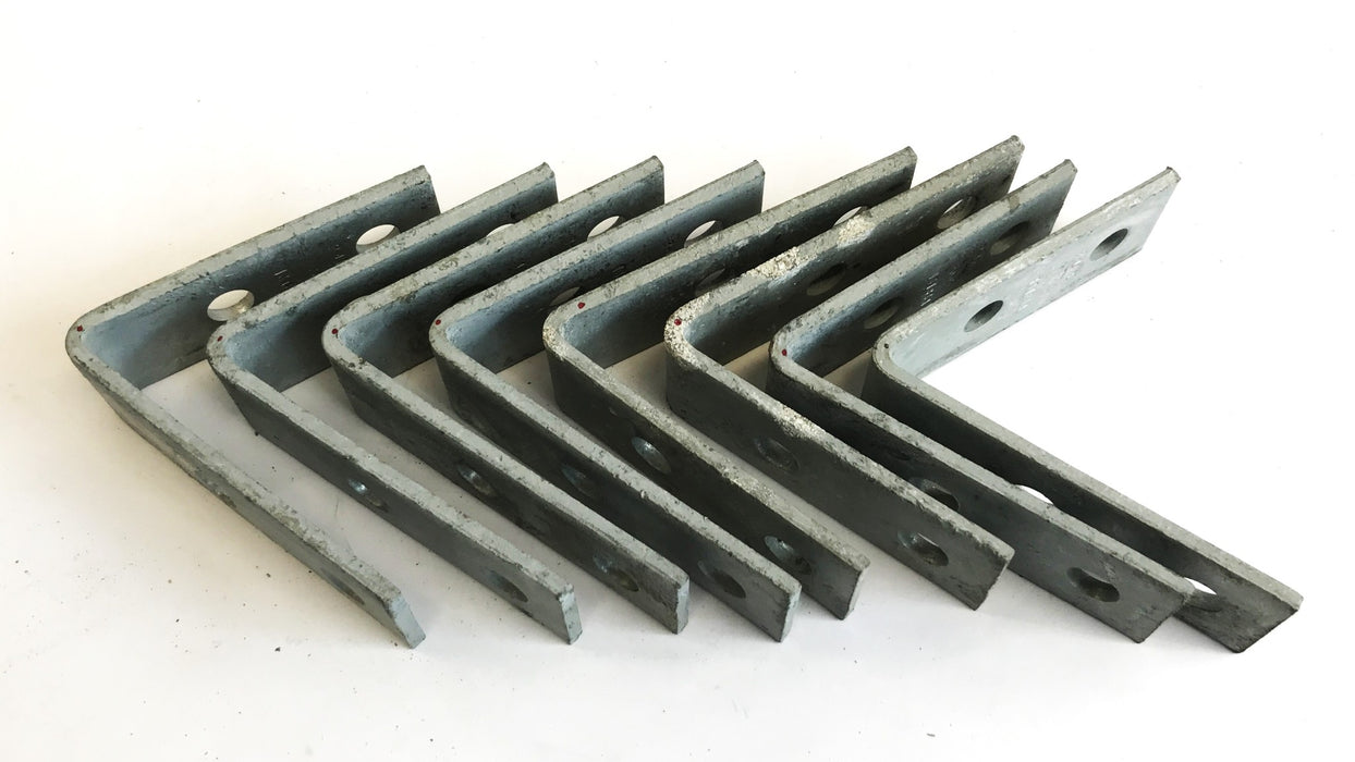 Cooper B-Line Closed Angle Strut B365HDG, Box of 8, NOS