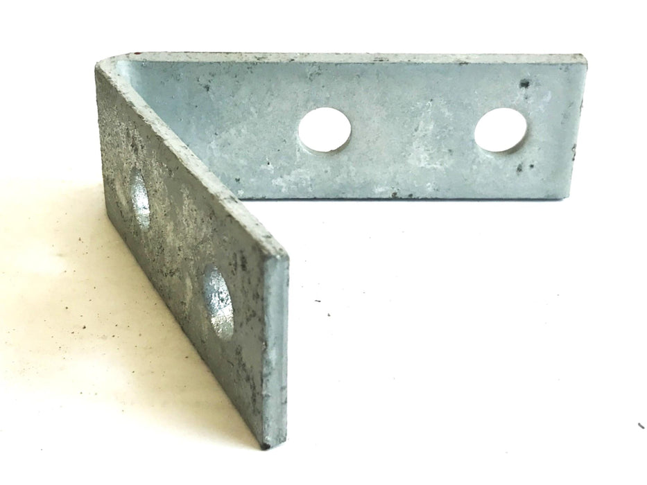 Cooper B-Line Closed Angle Strut B365HDG, Box of 24, NOS