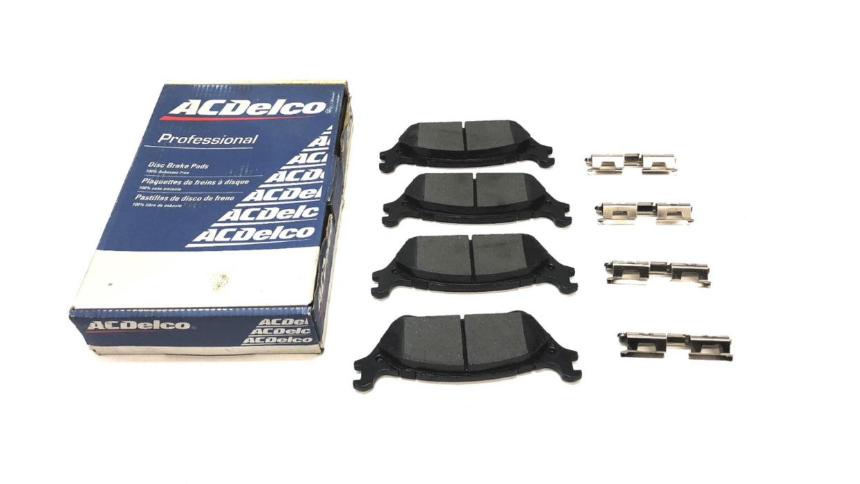 ACDelco Set of (4) Disc Brake Pads 17D1602CH (19304734) NOS