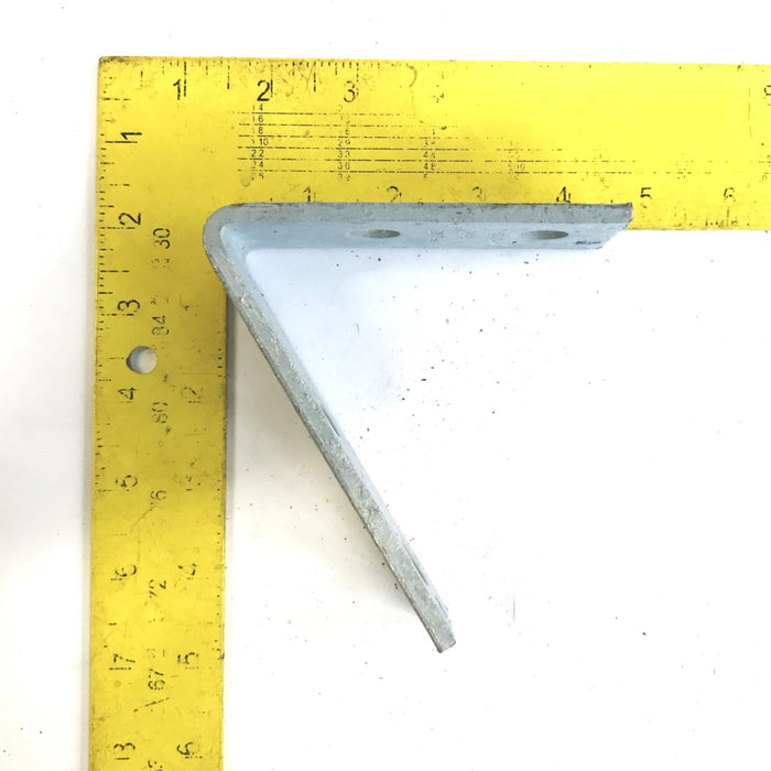 Cooper B-Line Galvanized 60 Degree Closed Angle Strut B366HDG, Box of 25, NOS