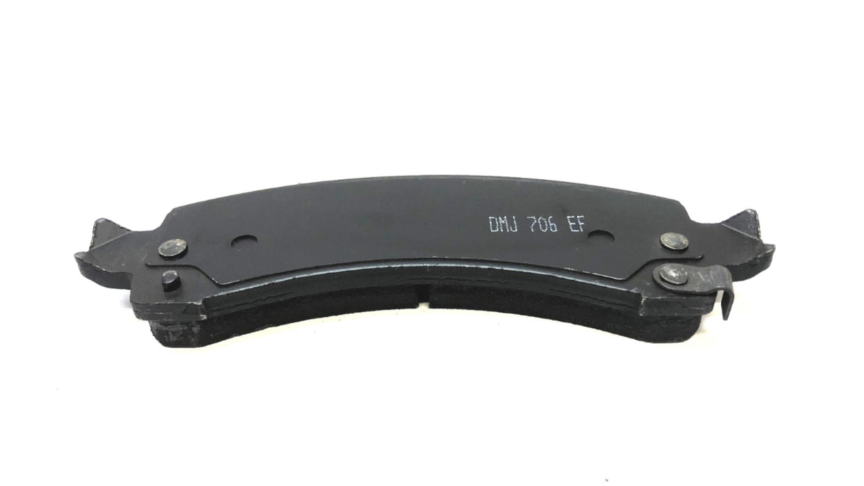 Napa Set of (4) Ceramic Disc Brake Pads CMX-7881 (UP-7881-X) NOS