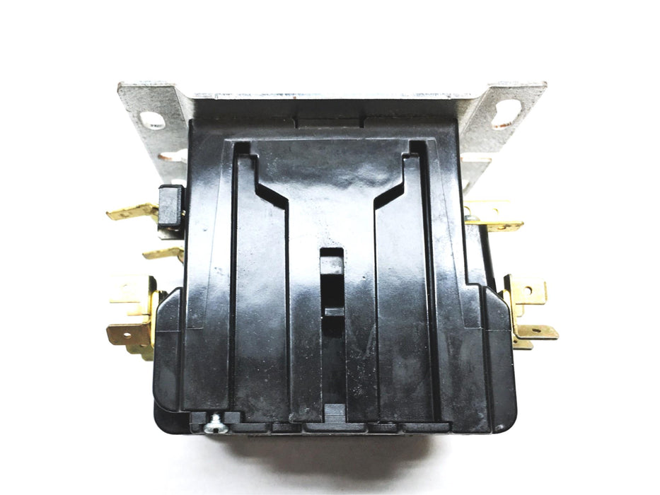 Carrier, 240/480/600V 150/125/100LRA 25FLA 35A 3 Pole Contactor HN53CB115 NOS