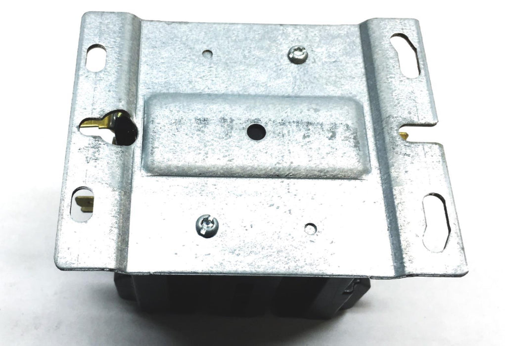 Carrier, 240/480/600V 150/125/100LRA 25FLA 35A 3 Pole Contactor HN53CB115 NOS