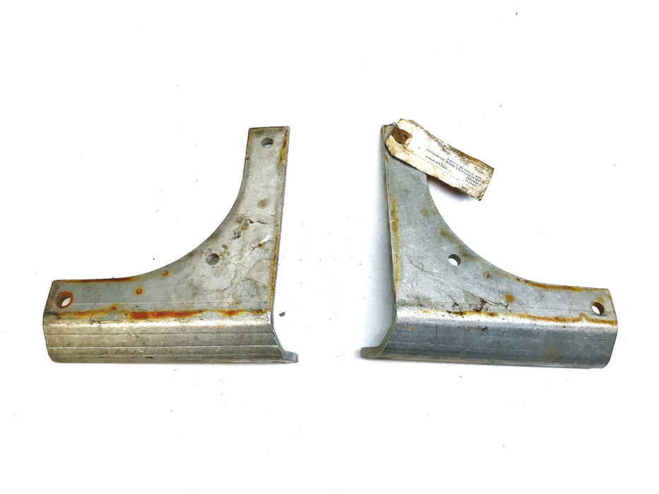 RTS Guide Arm Bracket Set 2081942/2081943 NOS