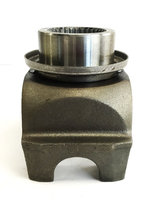 Dana Spicer 1710 Series Splined Rear End Yoke 6-3-2627-7 NOS