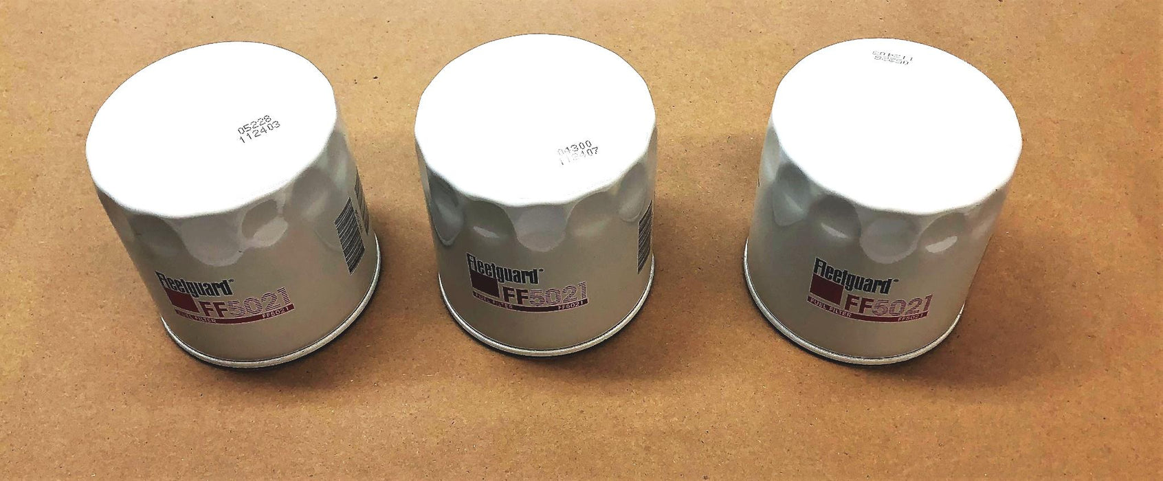 Fleetguard Fuel Filter FF5021 [Lot of 3] NOS