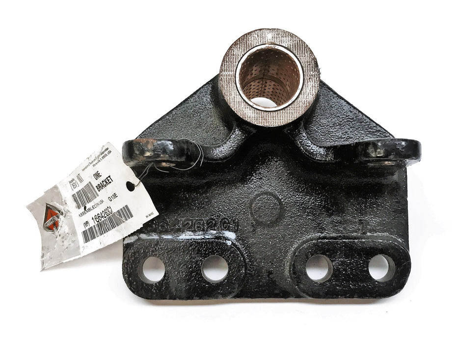 International Navistar 4700 Spring Suspension Bracket 1664263C1 NOS
