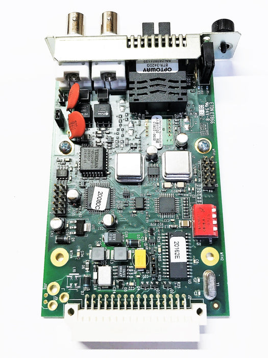 Transition Networks Coax to Fiber Stand-Alone Media Converter CCSCF3029-100 NOS