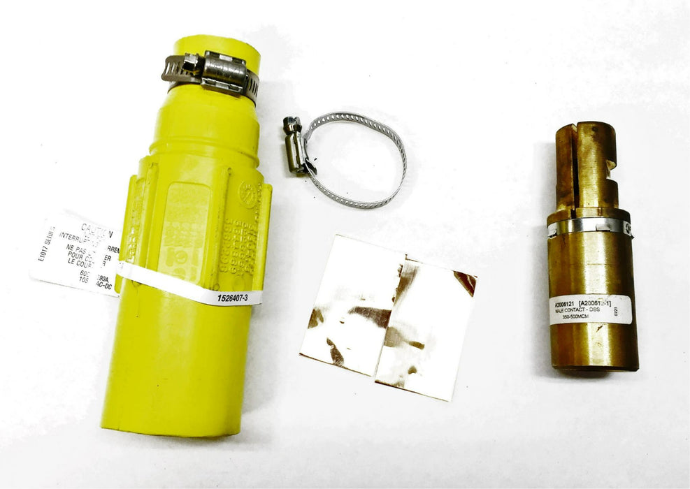 Cooper Cam-Lok E1017 Series Yellow Male Plug Insulator 1526407-3 NOS