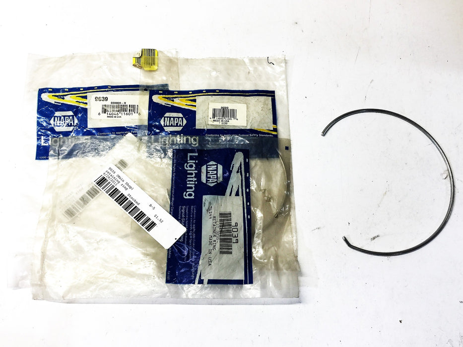 NAPA Lighting Retaining Ring 9039 [Lot of 3] NOS