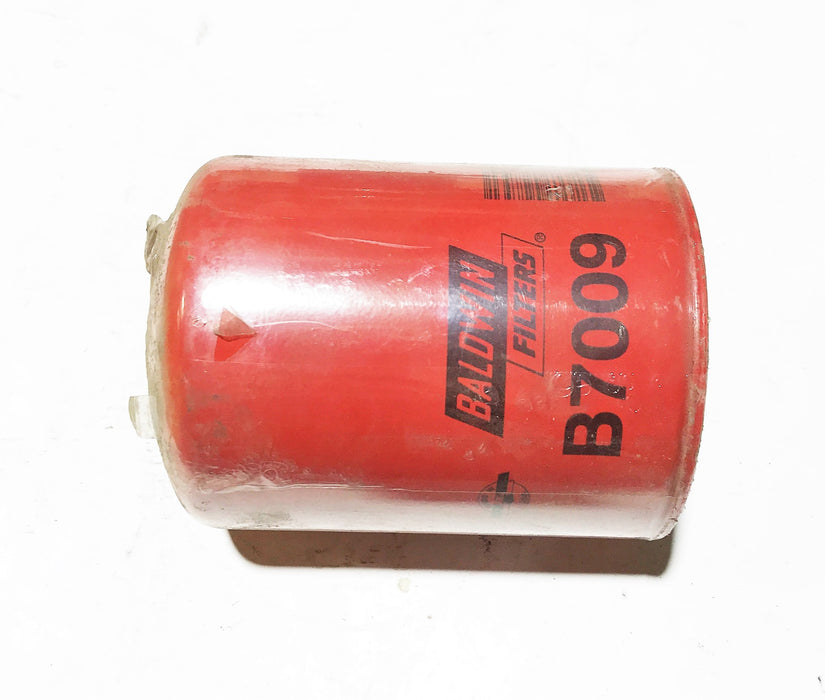 Baldwin Filters Oil Filter B7009 NOS