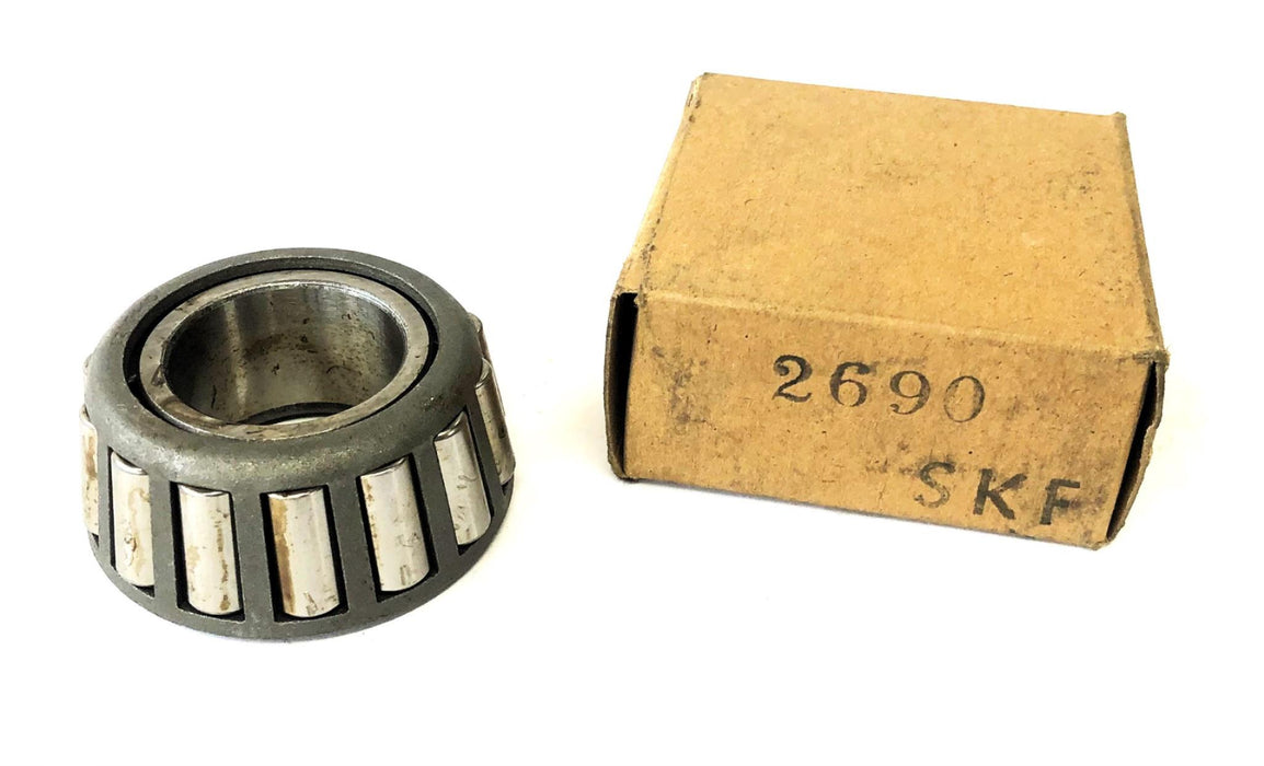 SKF Tapered Roller Bearing Cone AK-2690 NOS