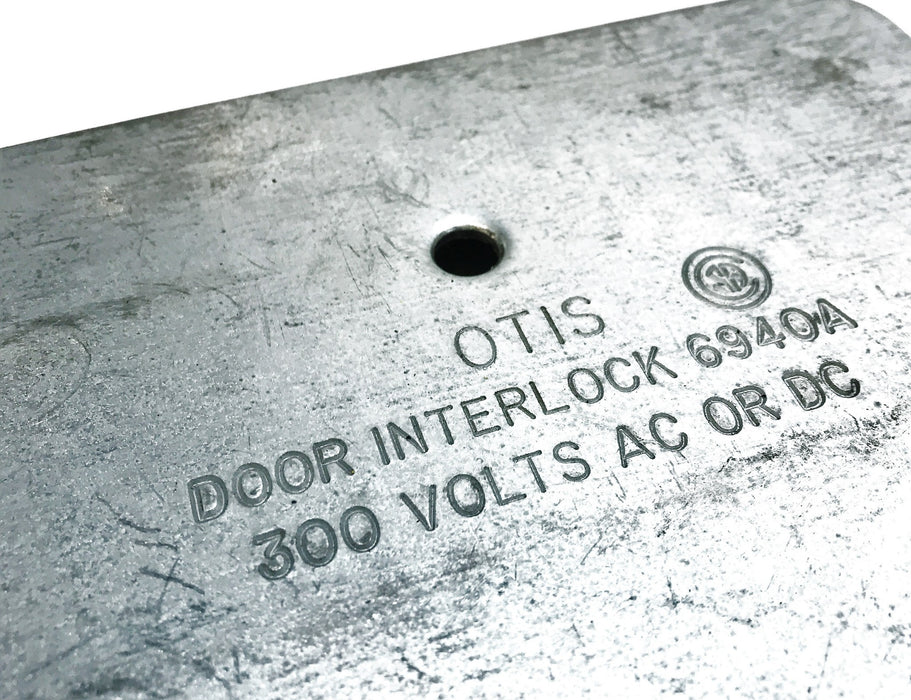 OTIS Right Hand Door Interlock Assembly 6940A (Missing Hold Down Bolt)