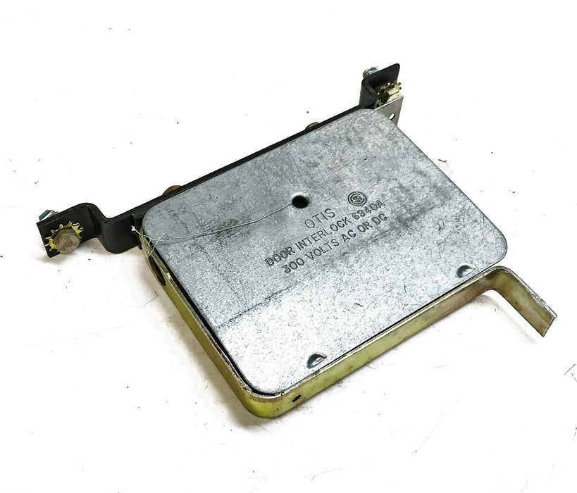 OTIS Right Hand Door Interlock Assembly 6940A (Missing Hold Down Bolt)