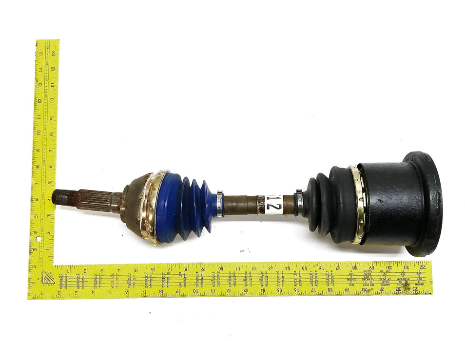 Moog Re-Manufactured Constant Velocity Driveshaft Axle CV5512 NOS