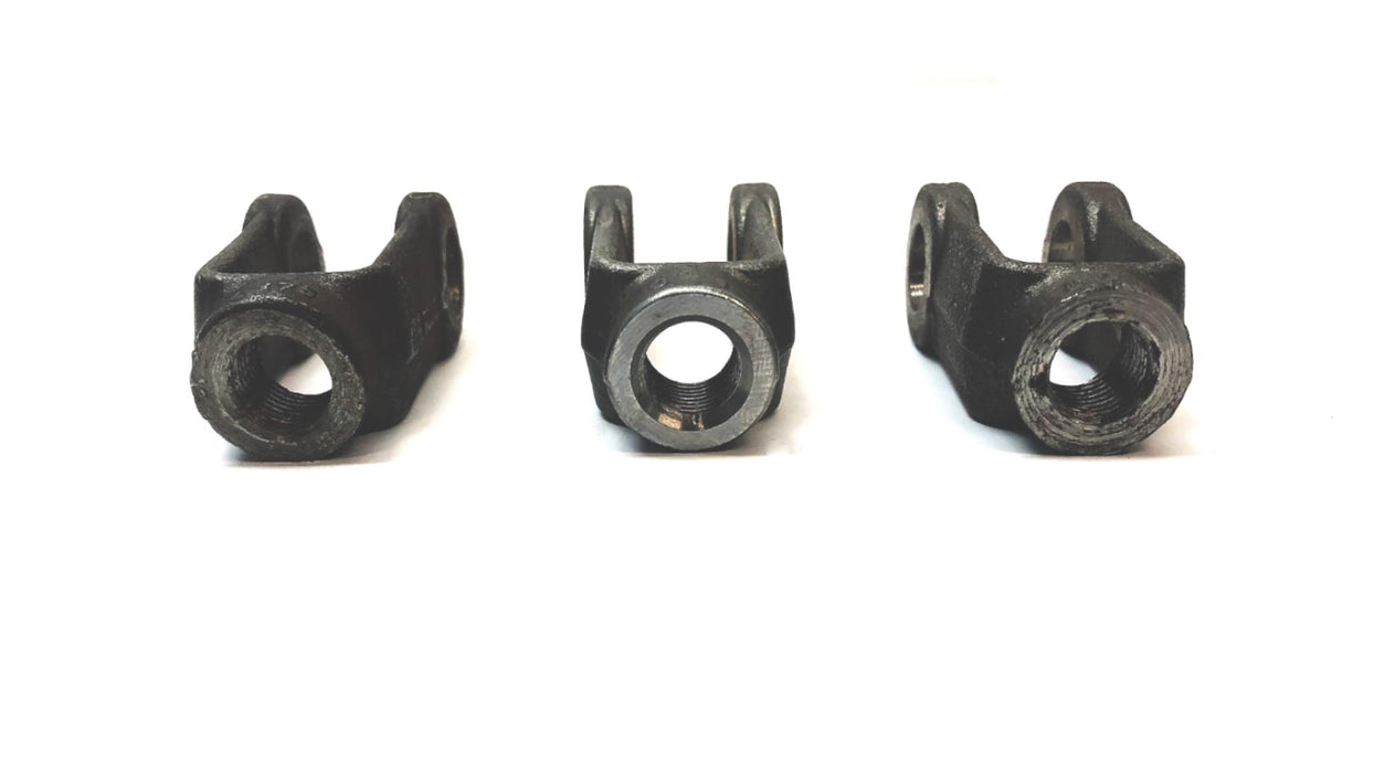 International Yoke 379390C1 [Lot of 3] NOS