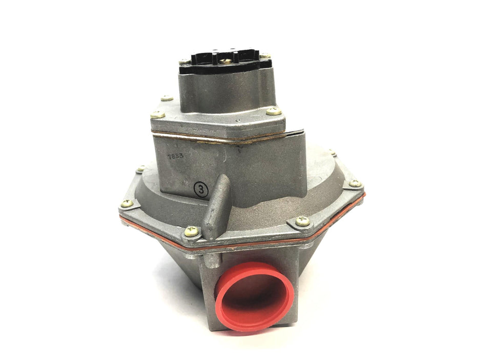 Essex / BDP Combination Gas Valve SX243L (P361-2104) (EF53CZ-362) NOS