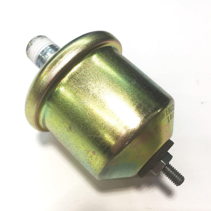 Carquest Engine Oil Pressure Sender Switch 53-33691 NOS