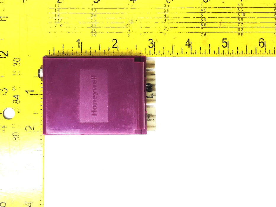 Honeywell 4 Second Response Plug In Amplifier R7249A1003 USED