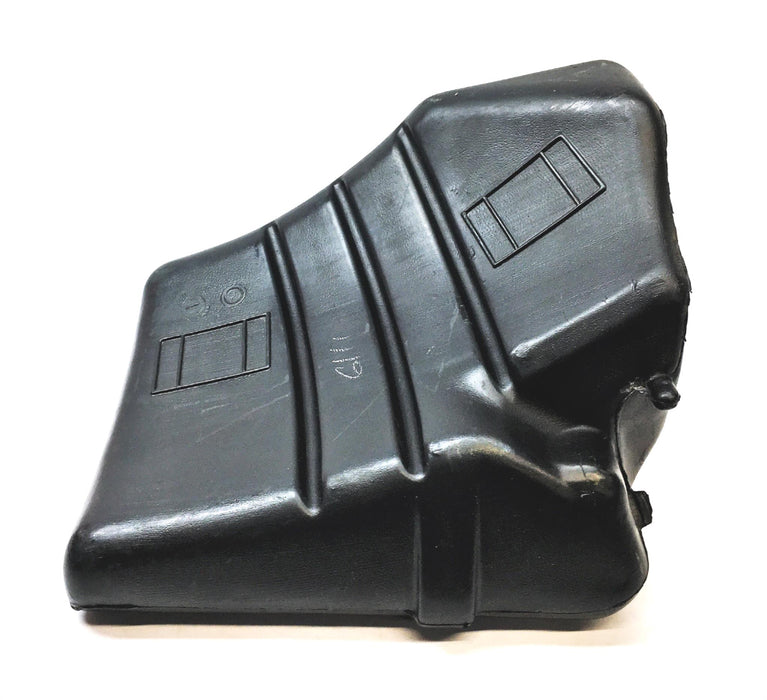 GM Windshield Washer Fluid Reservoir Tank 22143997 NOS