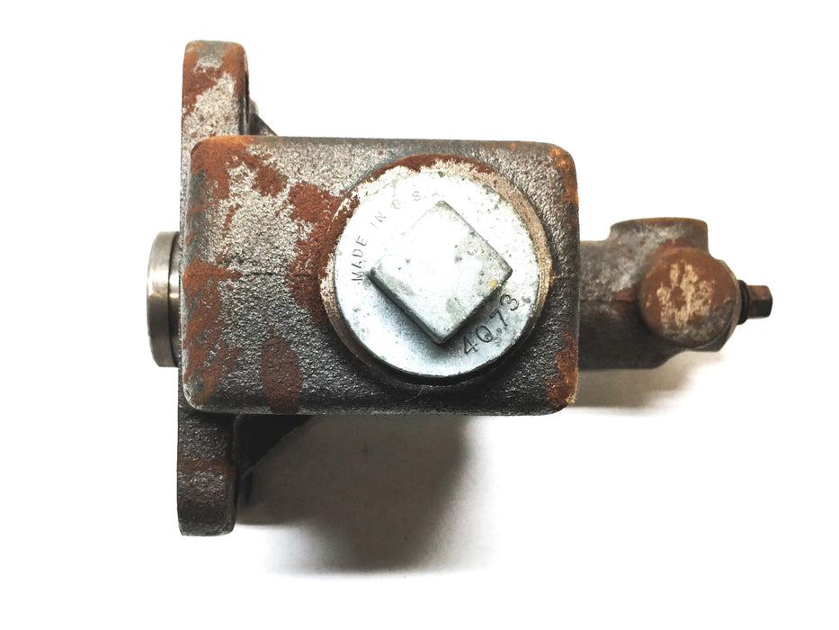Master Cylinder Assembly Brake Master Cylinder M44028 NOS