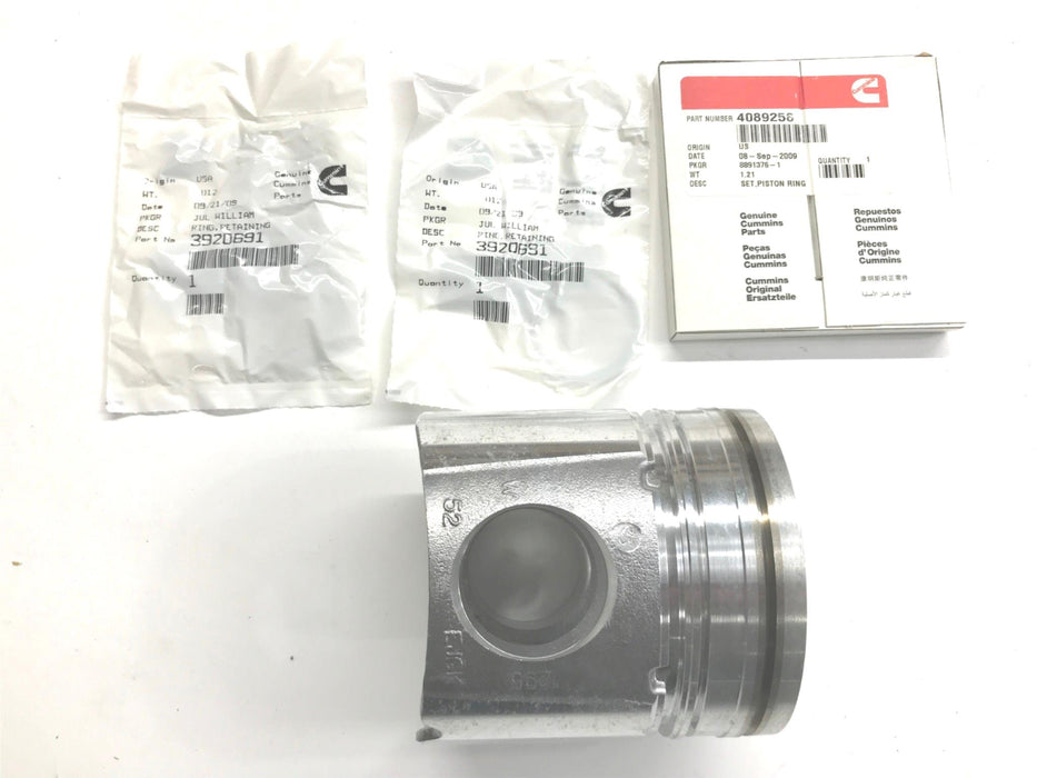 Cummins Engine Piston Kit 4089259 NOS