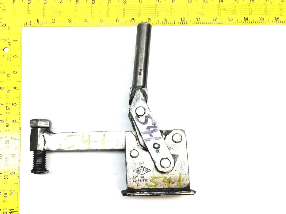 Destaco 2-1/2 Inch Spindle Vertical Hold Down Action Toggle Clamp 3-149-832 USED