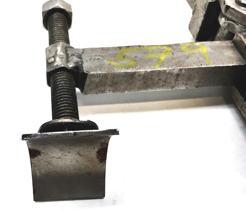 Destaco Curve Spindle Vertical Hold Down Action Toggle Clamp 3-149-832 USED