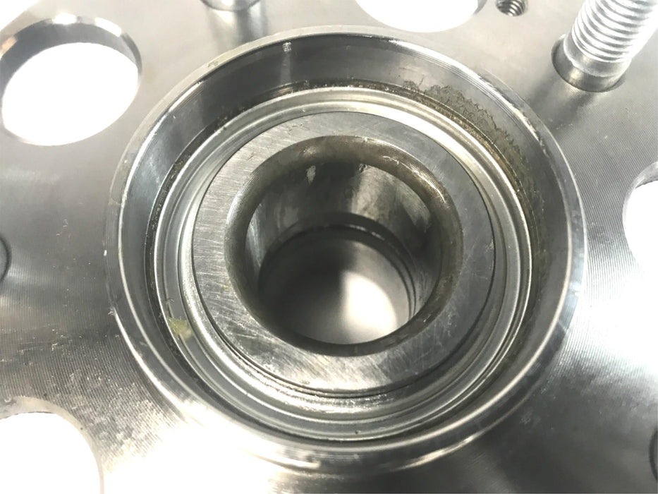BCA Bearing Wheel Hub Assembly WE60537 (512179) NOS