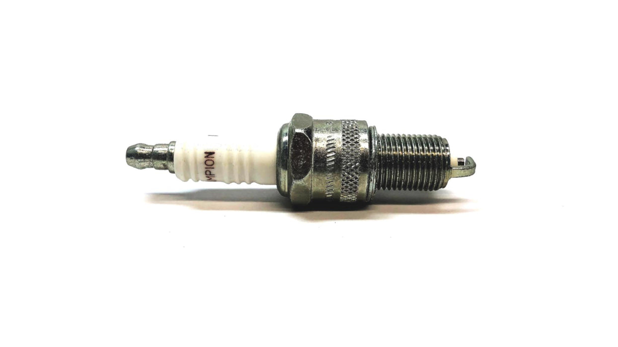 Champion Pack of 4 (4 Pieces) Spark Plugs Stock 404 RN12YC NOS