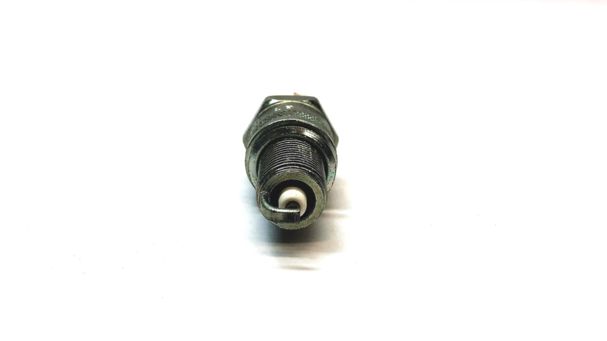 Champion Pack of 4 (4 Pieces) Spark Plugs Stock 404 RN12YC NOS
