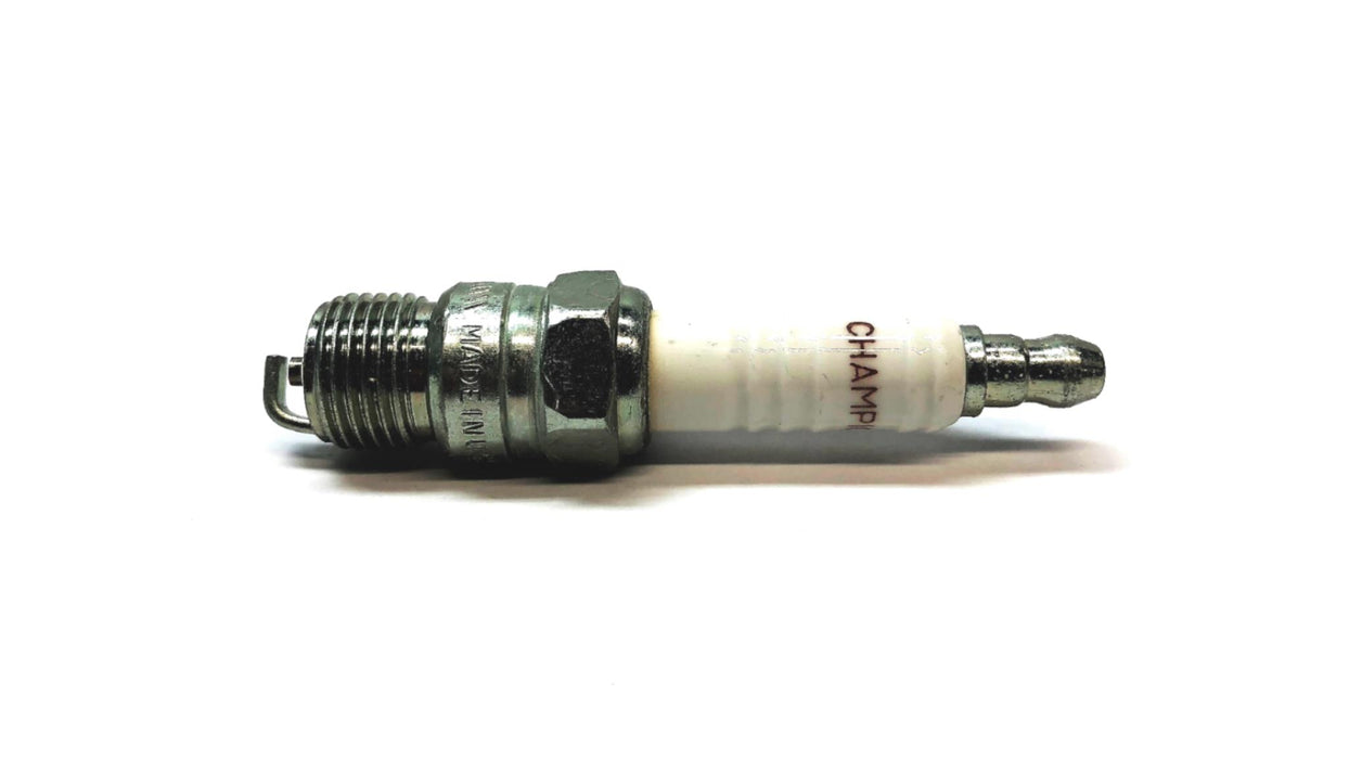 Champion Copper Plus Spark Plugs Stock 400 RV9YC [Lot of 8] NOS