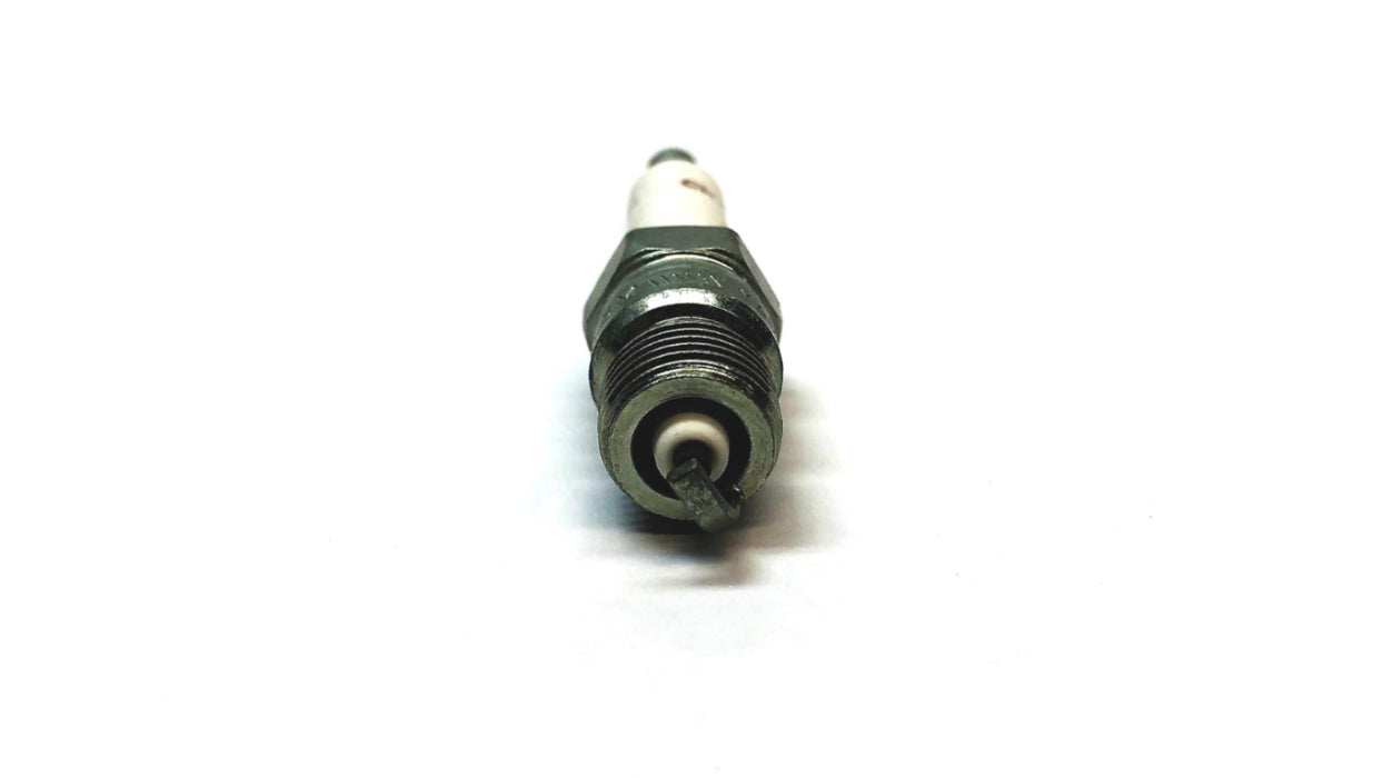 Champion Copper Plus Spark Plugs Stock 400 RV9YC [Lot of 8] NOS
