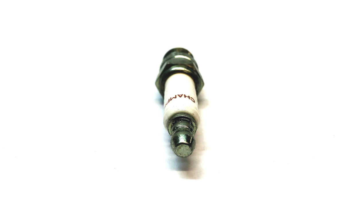Champion Copper Plus Spark Plugs Stock 400 RV9YC [Lot of 7] NOS
