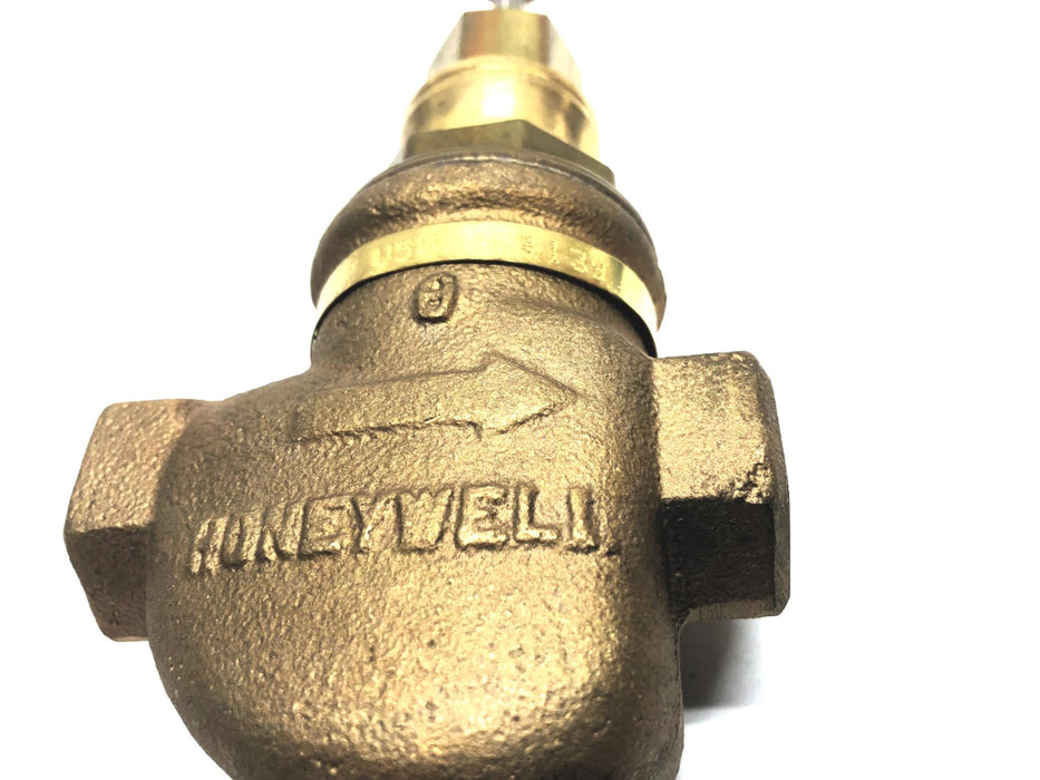 Honeywell 1/2" Close CV 4.0 NPT 2Way Single Seated Water Valve V5011F-1139-1 NOS