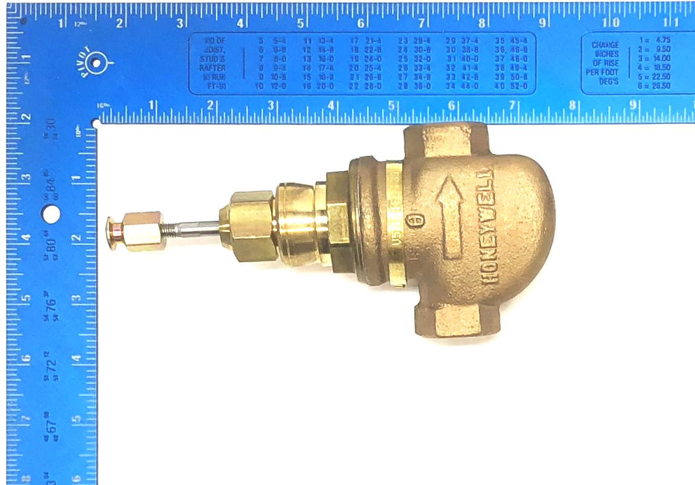 Honeywell 1/2" Close CV 4.0 NPT 2Way Single Seated Water Valve V5011F-1139-1 NOS