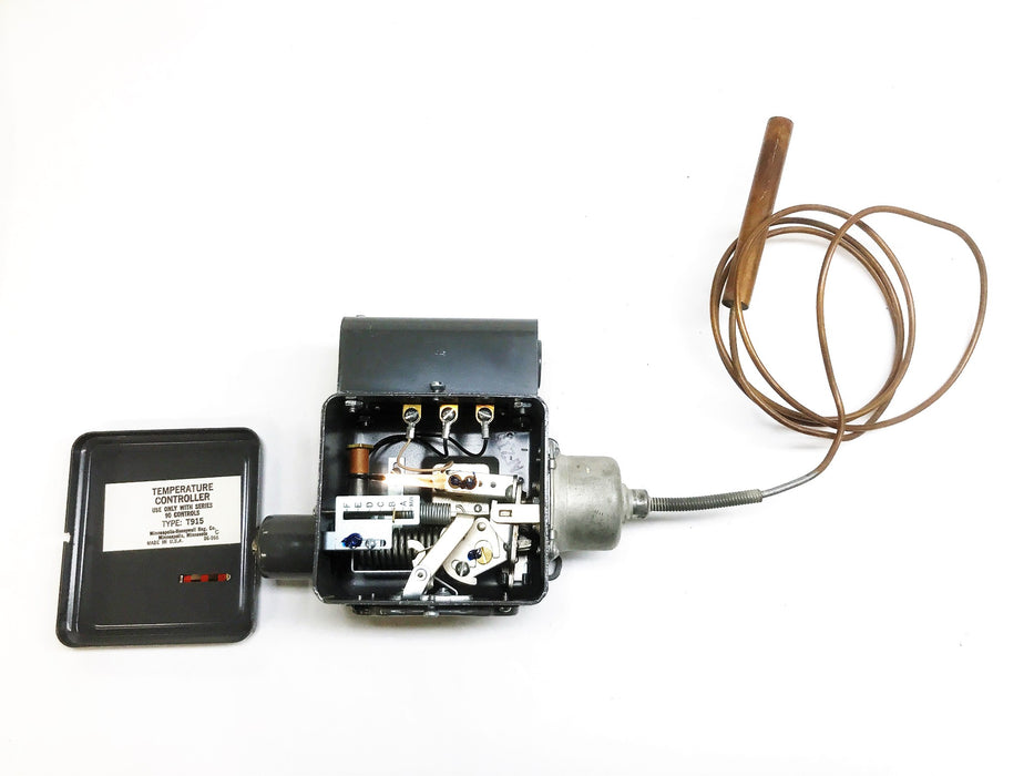 Honeywell Temperature Controller for Series 90 Controls T915C-1829 USED
