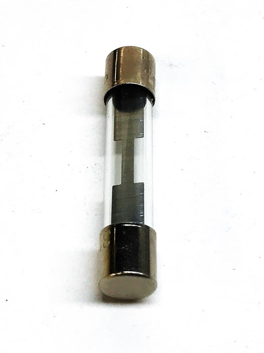Cummins 15 Amp 32 Volt Cartridge Type Fuse 0321037206 NOS