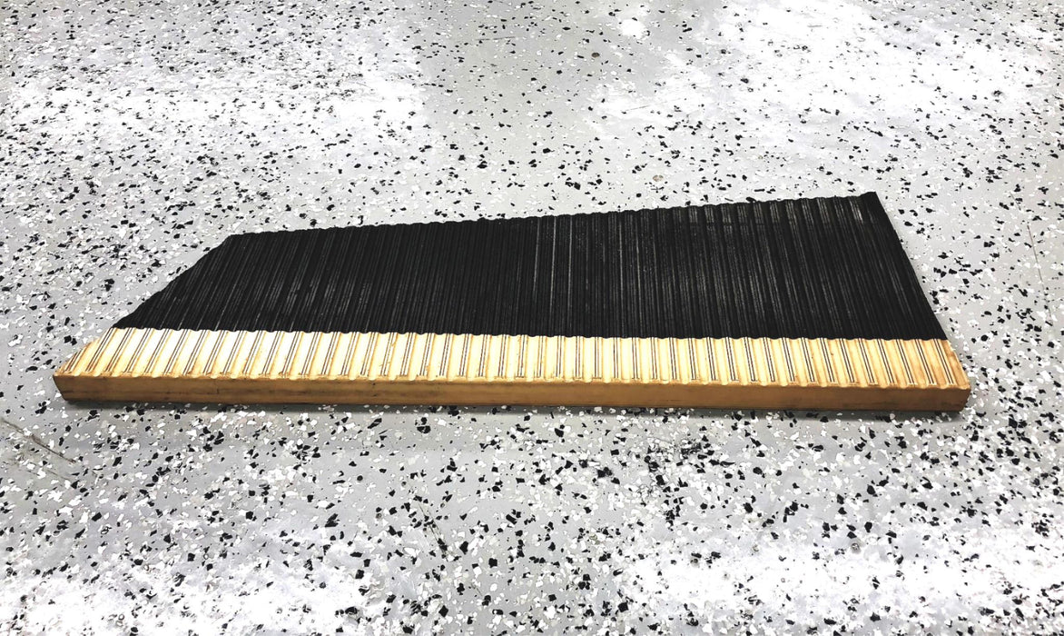 Unbranded 29 Inch By 10 Inch Middle Step Tread 0614701 USED