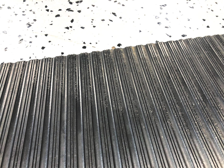 Unbranded 29 Inch By 10 Inch Middle Step Tread 0614701 USED