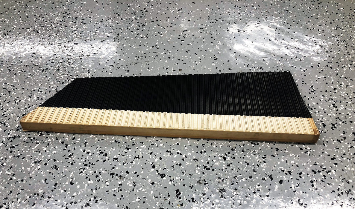 Unbranded 29 IN By 10 IN Middle Step Tread 0614701 USED