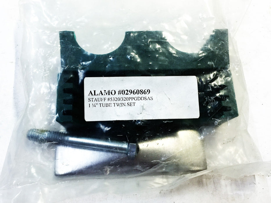 Alamo Tube Clamp Set 02960869 NOS