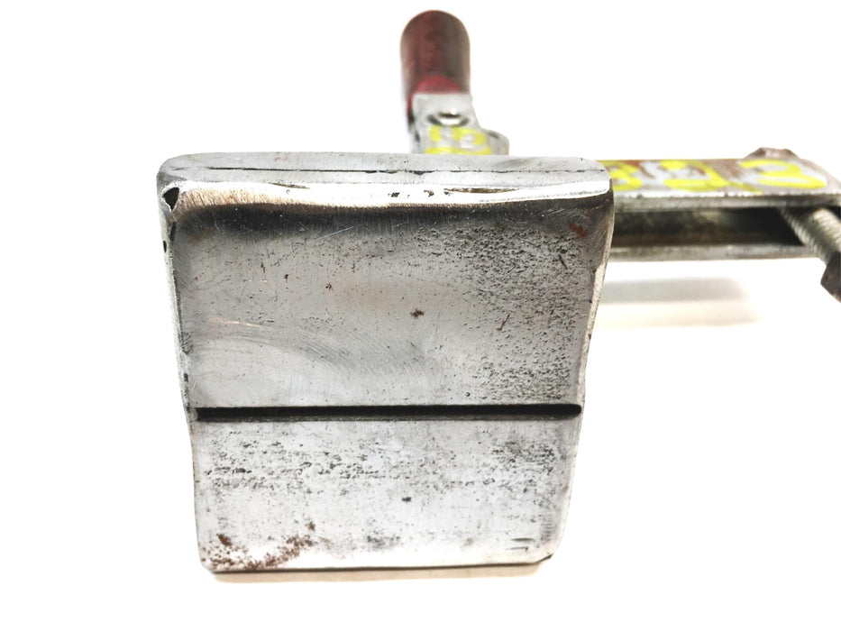 Destaco Steel Manual Hold Down Toggle Clamp With Base 210-U USED